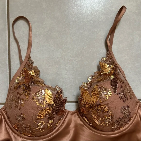 Victoria's Secret gold sequined floral embroidery underwire slip dress - Picture 2 of 8